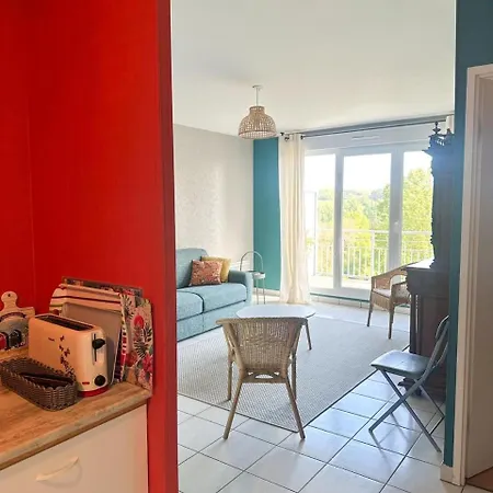 Apartman Henri Iv